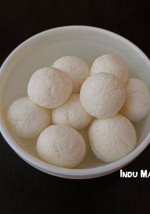 बंगाली रसगुल्ला (Bengali rasgulla recipe in Hindi) रेसिपी मुख्य फोटो