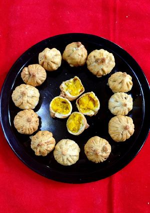 A picture of Mango Cheese Fried Modak.