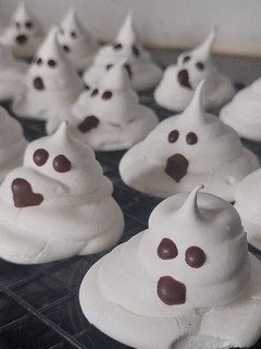 Una foto de Fantasmas de merengue 👻