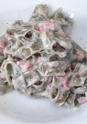 Una foto de Fetuccini con salsa alfredo