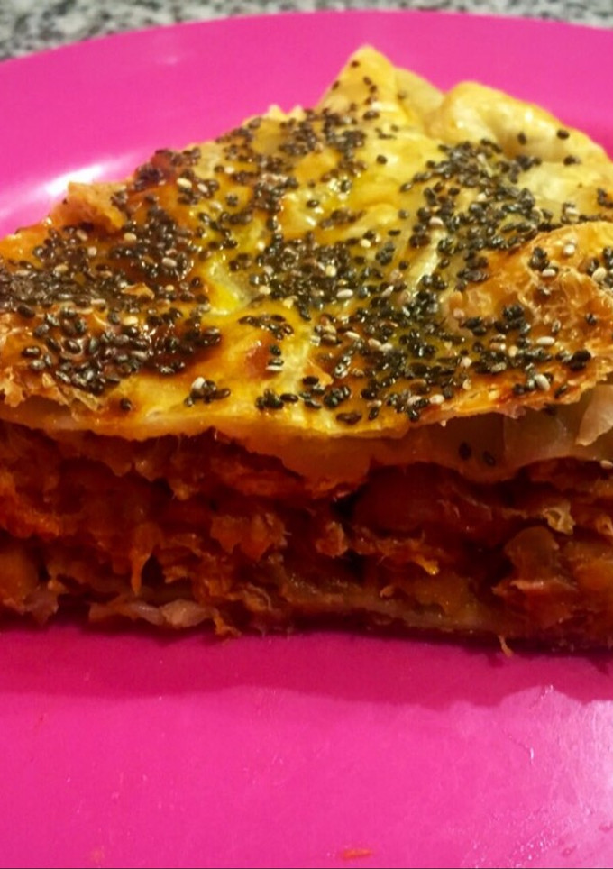 Una foto de Tarta de atún y zanahoria express! Rápido fácil y rico!1, 2, 3