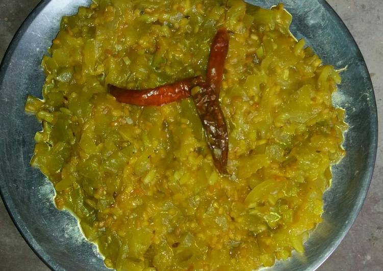 Recipe of Quick Moong daal bottle gourd curry