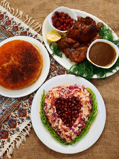 عکسی از دستور مرغ با رب انار