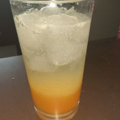 A picture of Mango mojito.