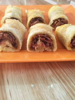 Foto resep Roll sandwich isi abon+smoked beef