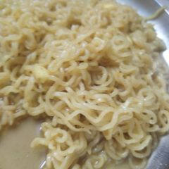 મેગી સૂપી નુડલ્સ (Maggi Soupey noodles Recipe In Gujarati) A picture of મેગી સૂપી નુડલ્સ (Maggi Soupey noodles Recipe In Gujarati).