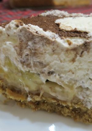 A picture of S's banoffee pie (very easy).
