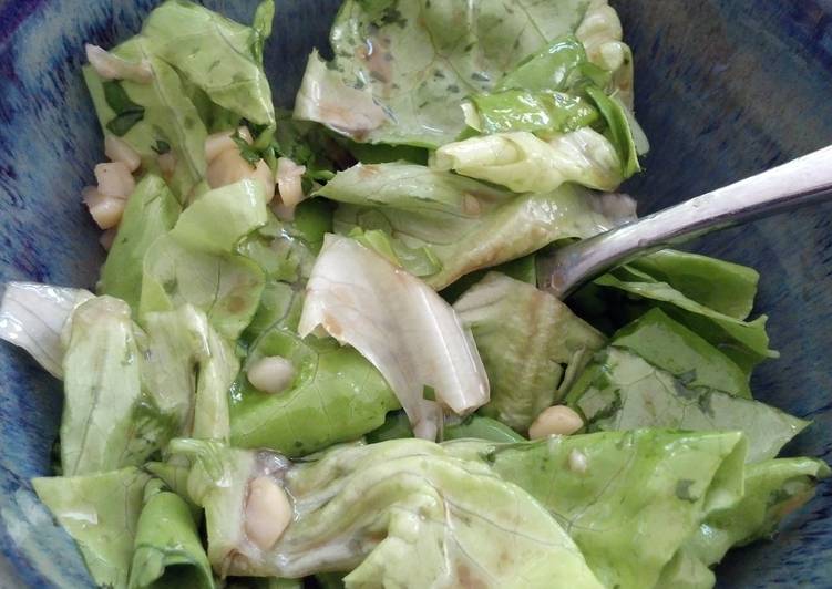 Recipe: Perfect Macadamia Butter Lettuce Salad