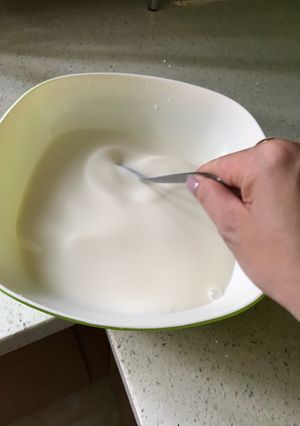 Hình của món Ya ua sữa chua uống.