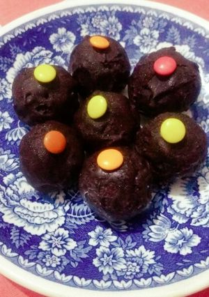 A picture of Bounty balls ⚫.