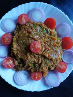 बैंगन और शिमला मिर्च का भर्ता रेसिपी मुख्य फोटो