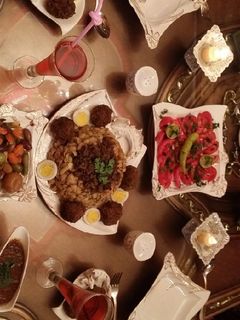صورة لوصفة كرات اللحم والمعكرونه اكله سريعه ولذيذه 😋