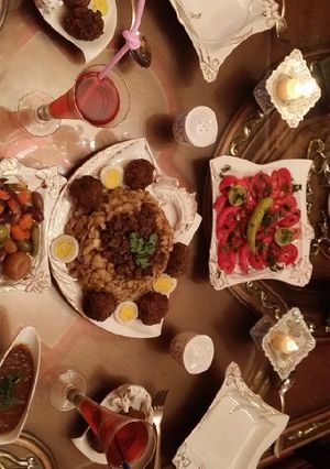 صورة لوصفة كرات اللحم والمعكرونه اكله سريعه ولذيذه 😋