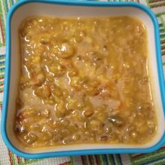 Green moong dal A picture of Green moong dal.