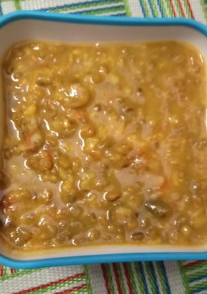 A picture of Green moong dal.