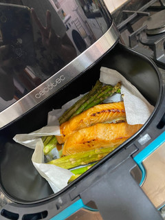Una foto de Salmón a la miel y salsa de soja en Cecofry