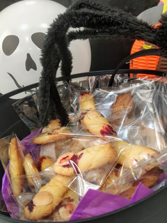 Una foto de Deditos de bruja (Halloween)