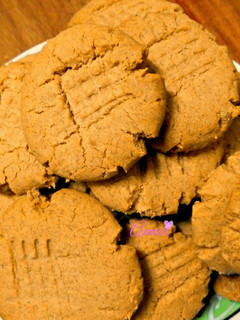 A picture of Delicious Home-made Peanut Butter Cookies #cookiescontest.