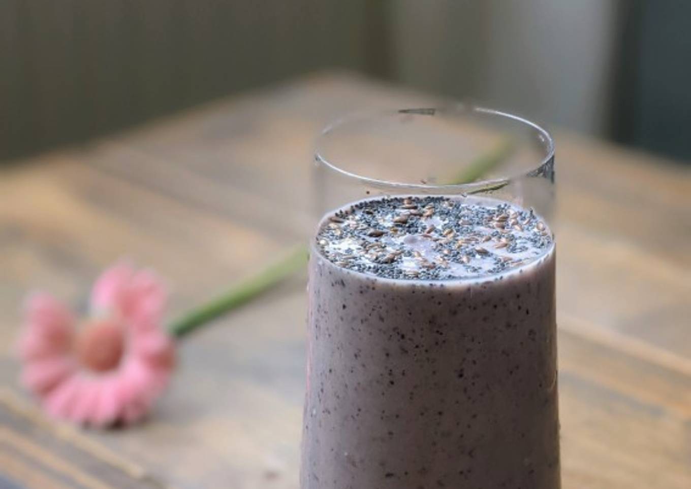 Oats berries seeds smoothie