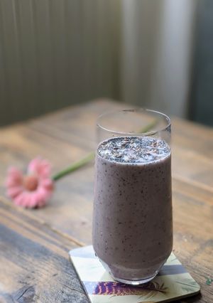 A picture of Oats berries seeds smoothie.