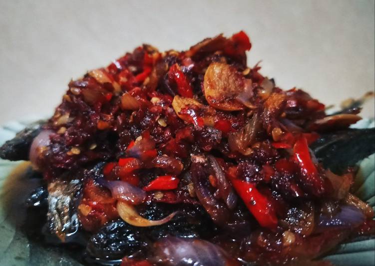 Tumis ikan balado