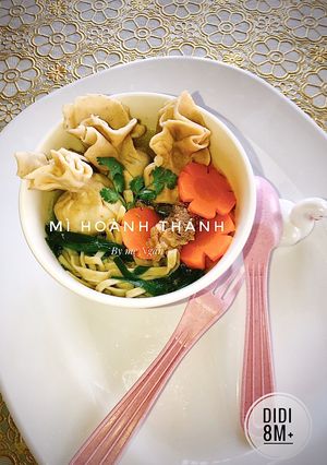 Hình của món Mì hoành thánh.