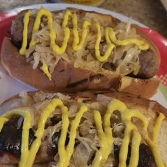 A picture of Shiner Bock Bratwursts.