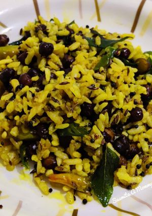 A picture of Murmura upma (puffed rice upma).