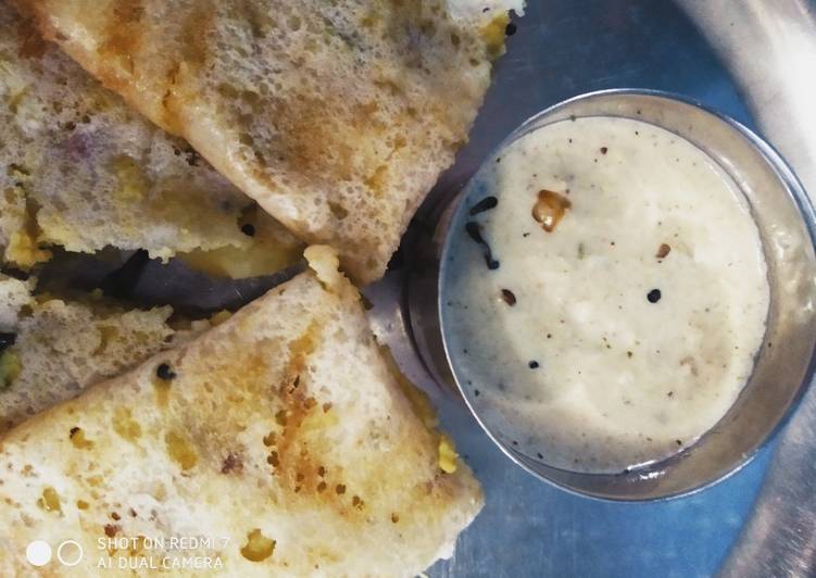 Simple Way to Prepare Award-winning Masala Dosa with Coconut Chutney