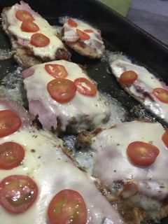 Una foto de Milanesa de berenjena a la napolitana