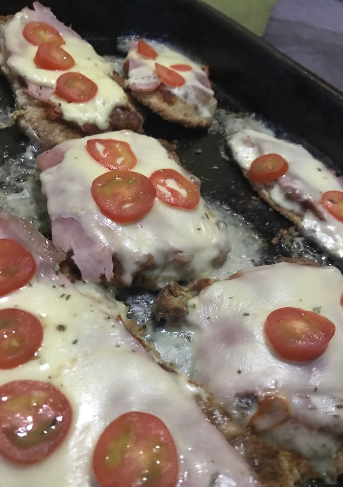 Una foto de Milanesa de berenjena a la napolitana