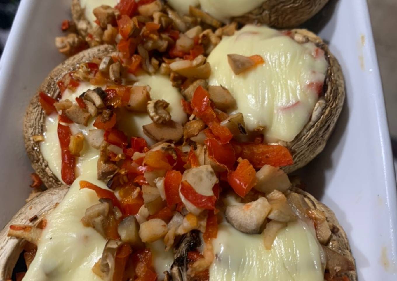 Champiñones rellenos al horno