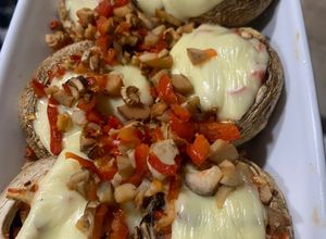 Una foto de Champiñones rellenos al horno