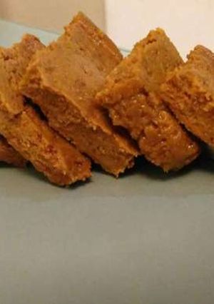 A picture of Chocolate Mysore Pak.