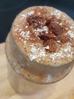 A picture of Cinnamon Raisin Bread Smoothie🥤สมูทตี้ขนมปังลูกเกดชินนาม่อน 🍞.