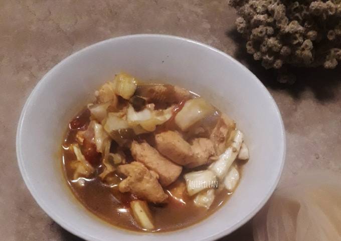 Tongseng ayam bumbu iris