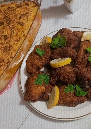 صورة لوصفة دجاج مقلي مقرمش مرفوق مع معكرونه
