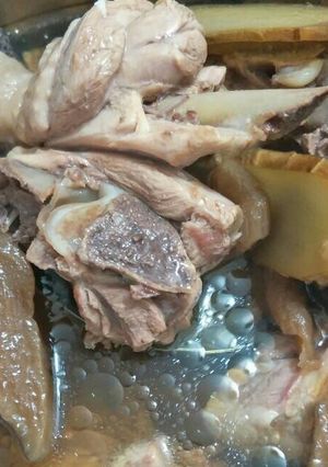老菜哺土雞鍋 的食譜成品照片