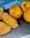 Bombas de patata rellenas de acelgas y roquefort con croquetas de patatas, acelgas y roquefort