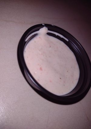 Una foto de Salsa griega para hamburguesas