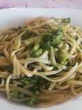 Linguine con Broccoli Neri in Padella al Profumo di Acciughe