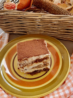 Foto di Tiramisù veloce senza uova con gocce di cioccolato 🍫