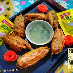 A picture of Potato Stuffed Chilli Pakoray.