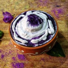 A picture of Jamun Shrikhand.
