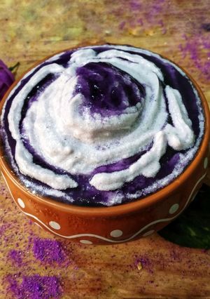 A picture of Jamun Shrikhand.
