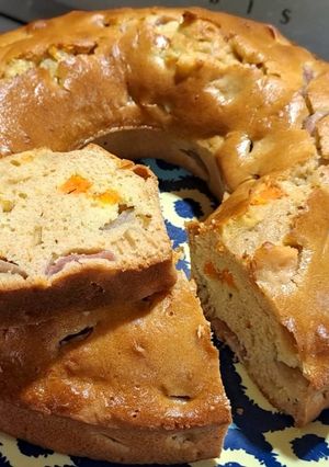 Una foto de Budín húmedo de calabaza y uvas