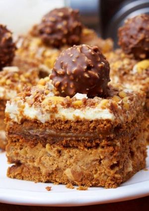 Zdjęcie przepisu Ciasto Ferrero Rocher (bez pieczenia).
