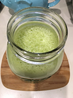 Una foto de Batido de Espinacas-Té-Piña-Mango (smoothie)