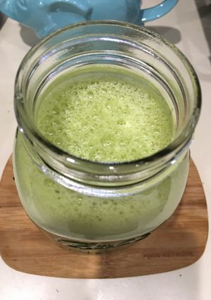 Una foto de Batido de Espinacas-Té-Piña-Mango (smoothie)