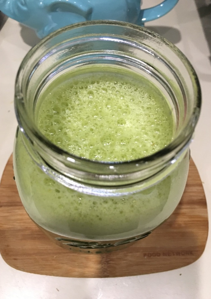 Una foto de Batido de Espinacas-Té-Piña-Mango (smoothie)
